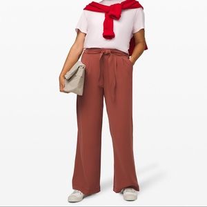 Lululemon Noir Pants size 10